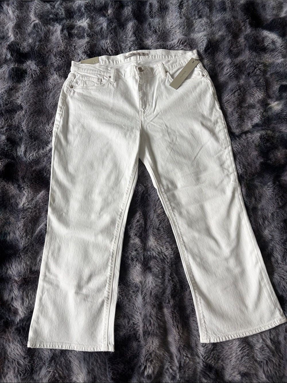 NWT Hudson Nico White Women’s mid-rise boot cut crop petite Jeans size 33